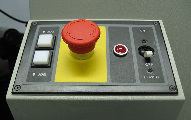 https://commons.wikimedia.org/wiki/File:Emergency_stop_button.jpg