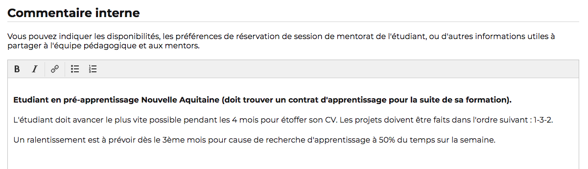 Exemple d'un commentaire interne indiquant des modalités spécifiques à la formation de l'étudiant