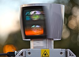 Lidar - Auteur : Steve Jurvetson - Source : https://commons.wikimedia.org/wiki/File:Velodyne_High-Def_LIDAR.jpg
