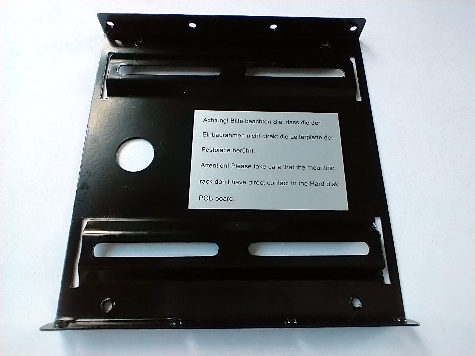 HDD/SSD adapter plate.
