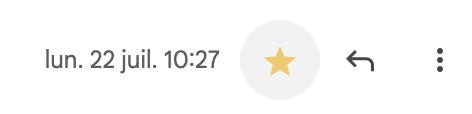 L'icône étoile est située à côté des icônes pour répondre au message ou ouvrir plus d'options.