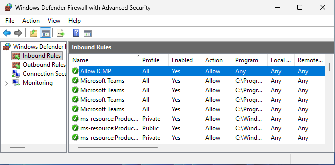 Command Prompt running Sysprep with an unattend.xml file, alongside a dialog box showing that Sysprep is in progress.