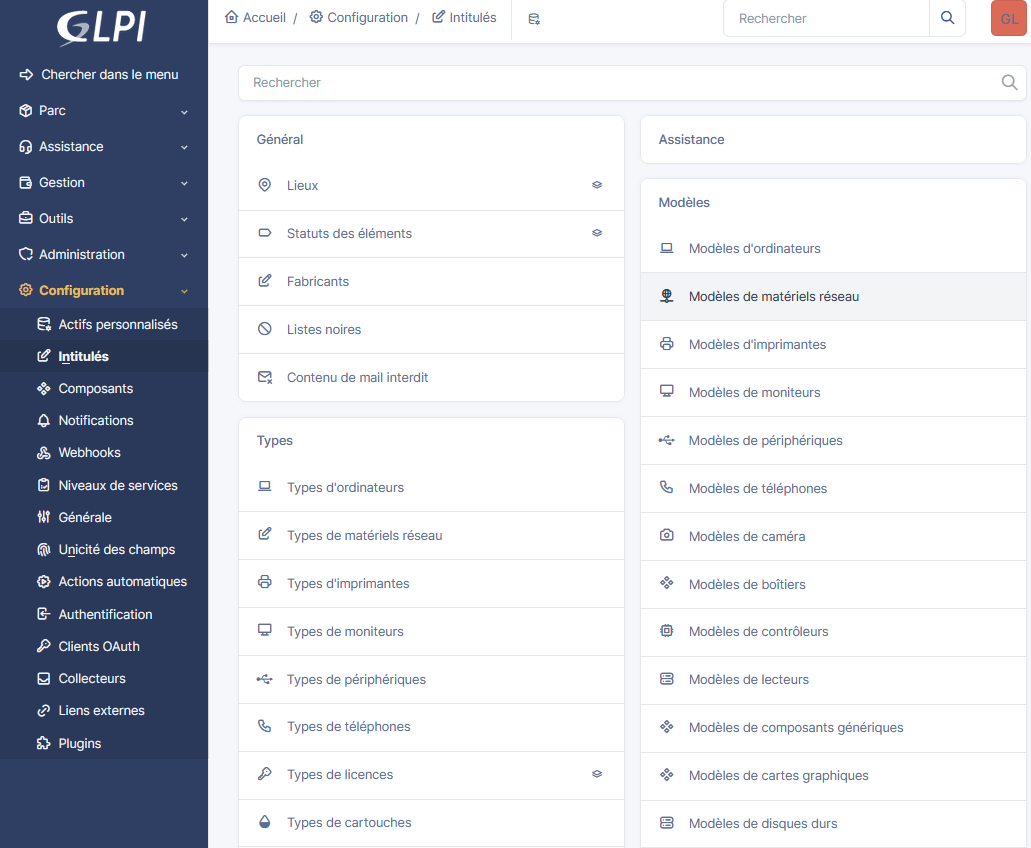La page Intitulés permet d’accéder aux listes de référence, notamment aux lieux, statuts, fabricants et modèles.